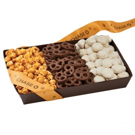 Product: THE WALL STREET WITH POPCORN, PRETZELS, AND COOKIES