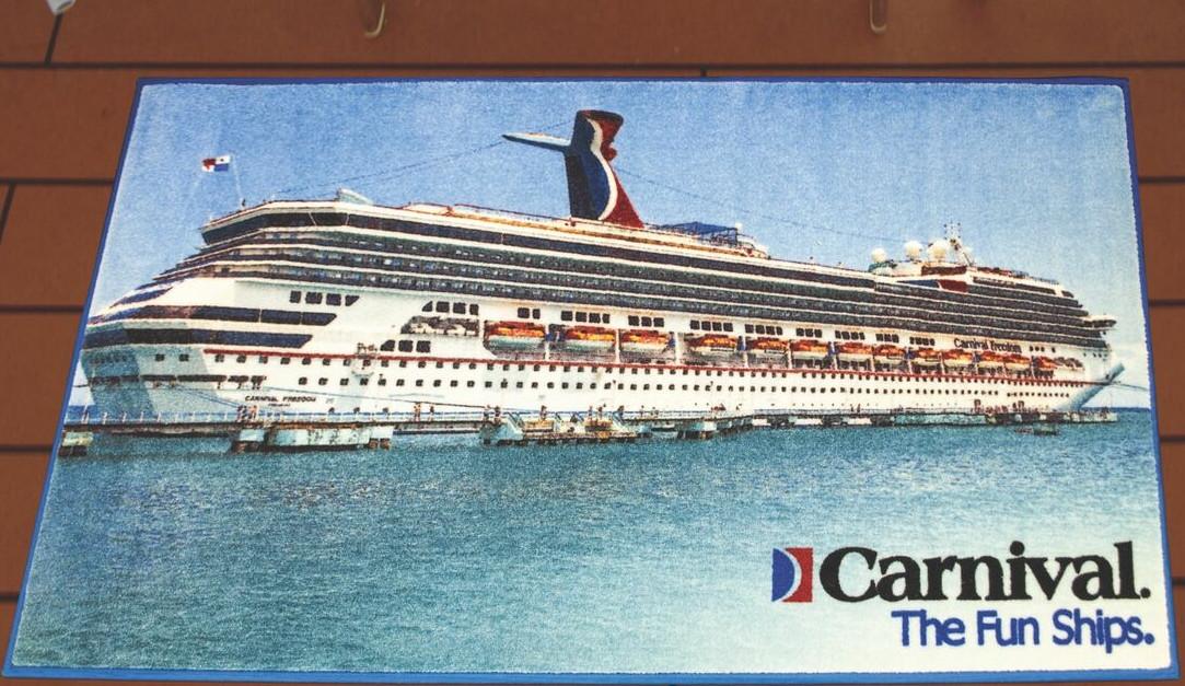 Grand Impressions HD Premium Carpet Logo Mat-6'x10'(69"x119")