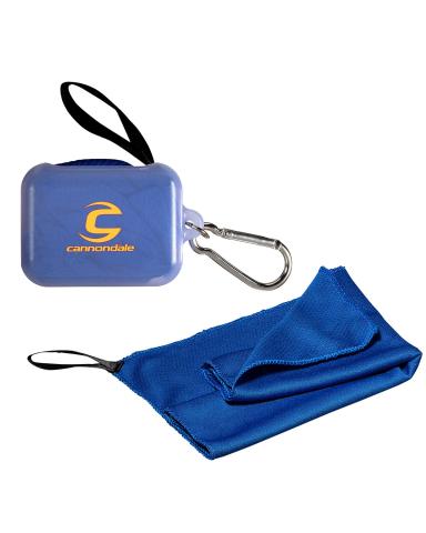 COOLING TOWEL IN CARABINER CASE