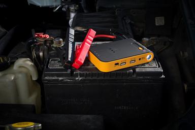 Dependable 8000mAh Car Starter & Power Bank