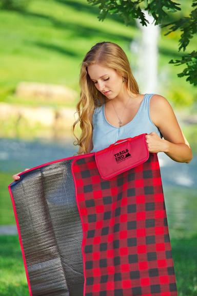 Plaid Barrel Fleece Picnic Blanket