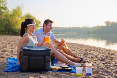 Rendezvous Foldable Picnic Blanket