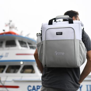 Igloo® Seadrift Snap Down Cooler