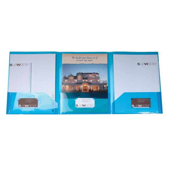 TRI-POCKET PRESENTATION FOLDER