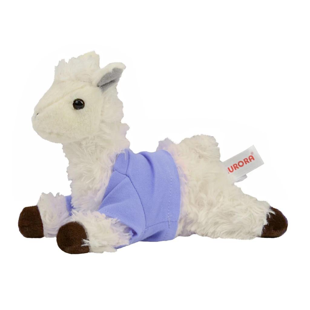 VAUR001 llama side view