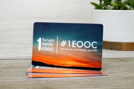 Product: Glossy Plastic Business Cards